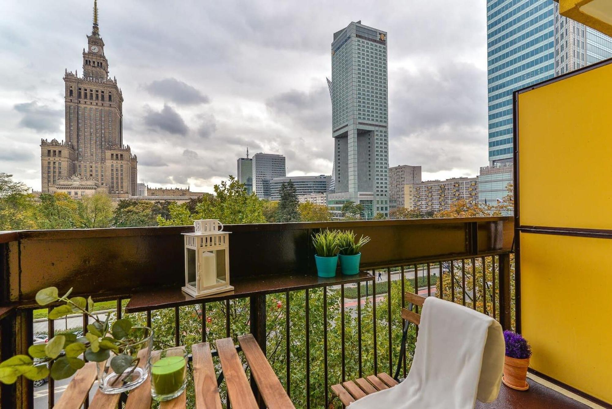 Cozy Apartment With Balcony - Palace Of Culture By Rent Like Home Varşova Dış mekan fotoğraf